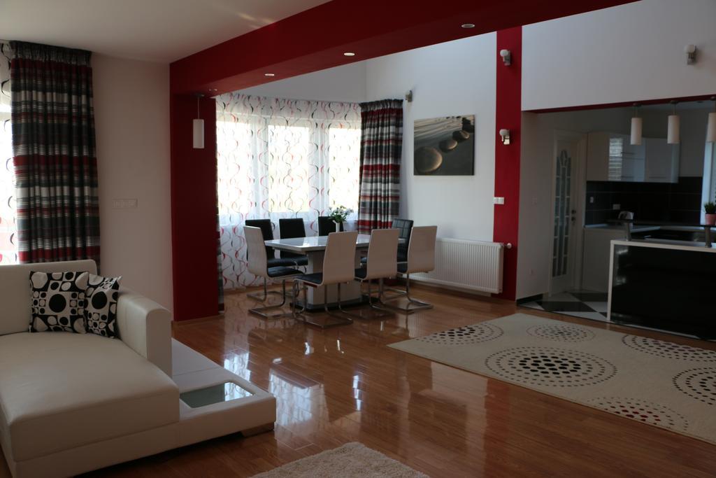 Sanderson Apartments Miercurea Ciuc Esterno foto