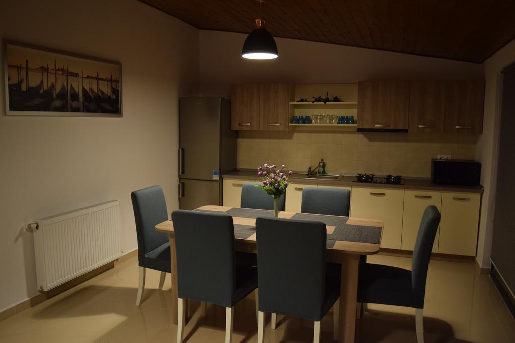 Sanderson Apartments Miercurea Ciuc Esterno foto